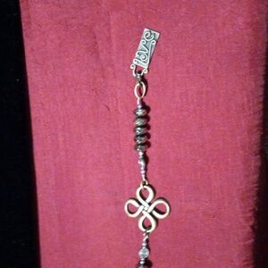 Celtics knot bracelet